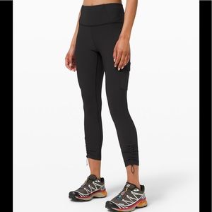 Lululemon Trail Trekker Tight 25 inch